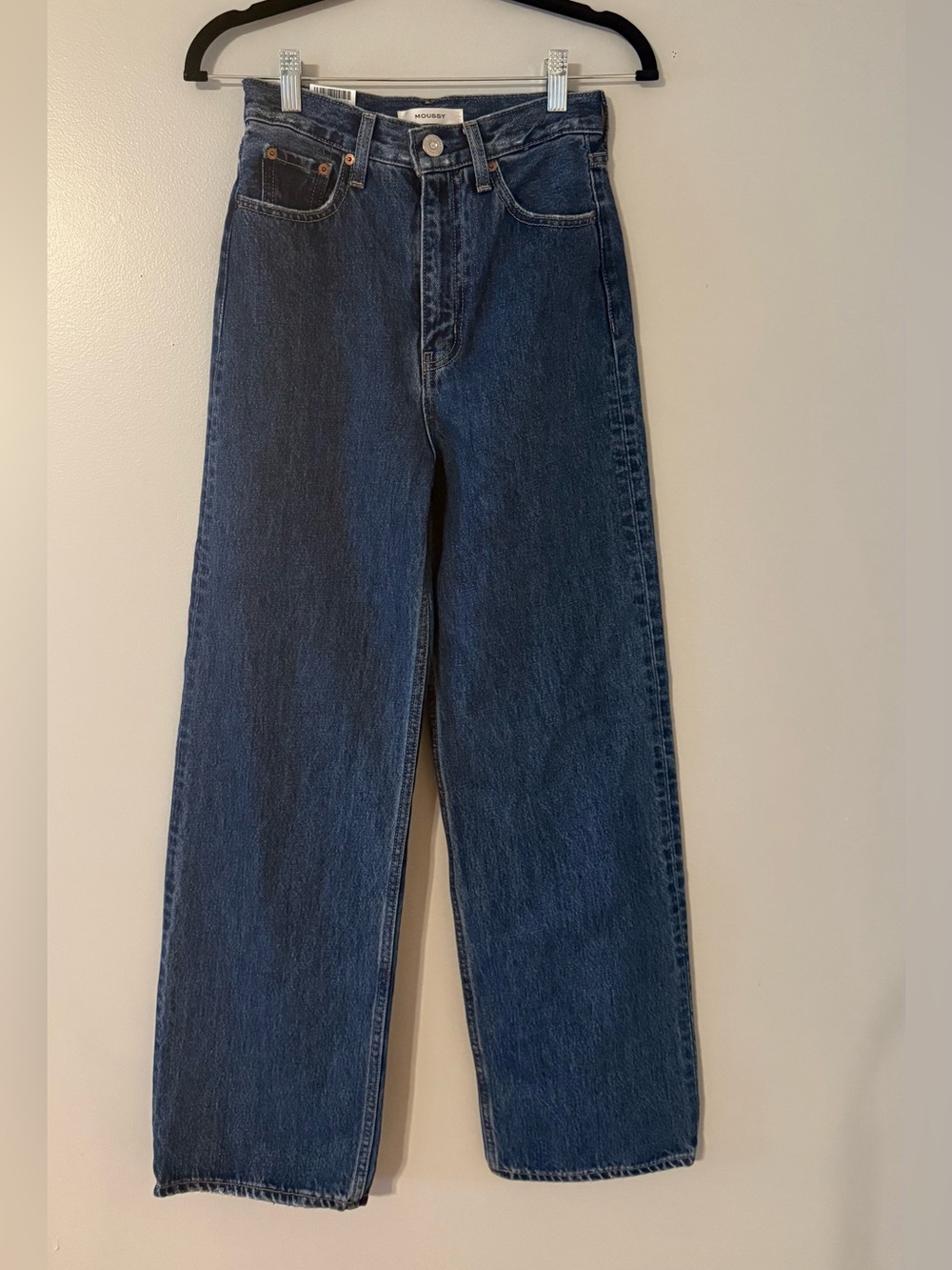 Moussy Vintage Straight Jean Size 24